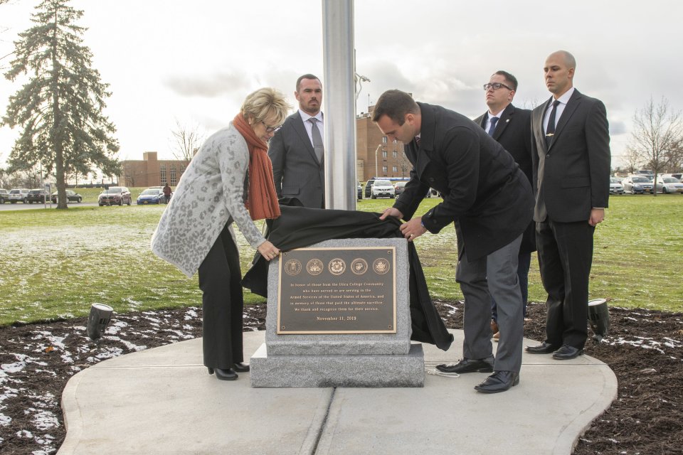 Veterans Flagpole Monument Ceremony 2019 02